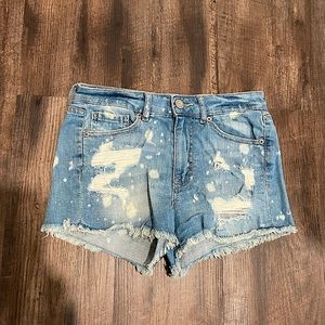 Aeropostale high rise ripped denim shorts with white paint splatter design sz 0